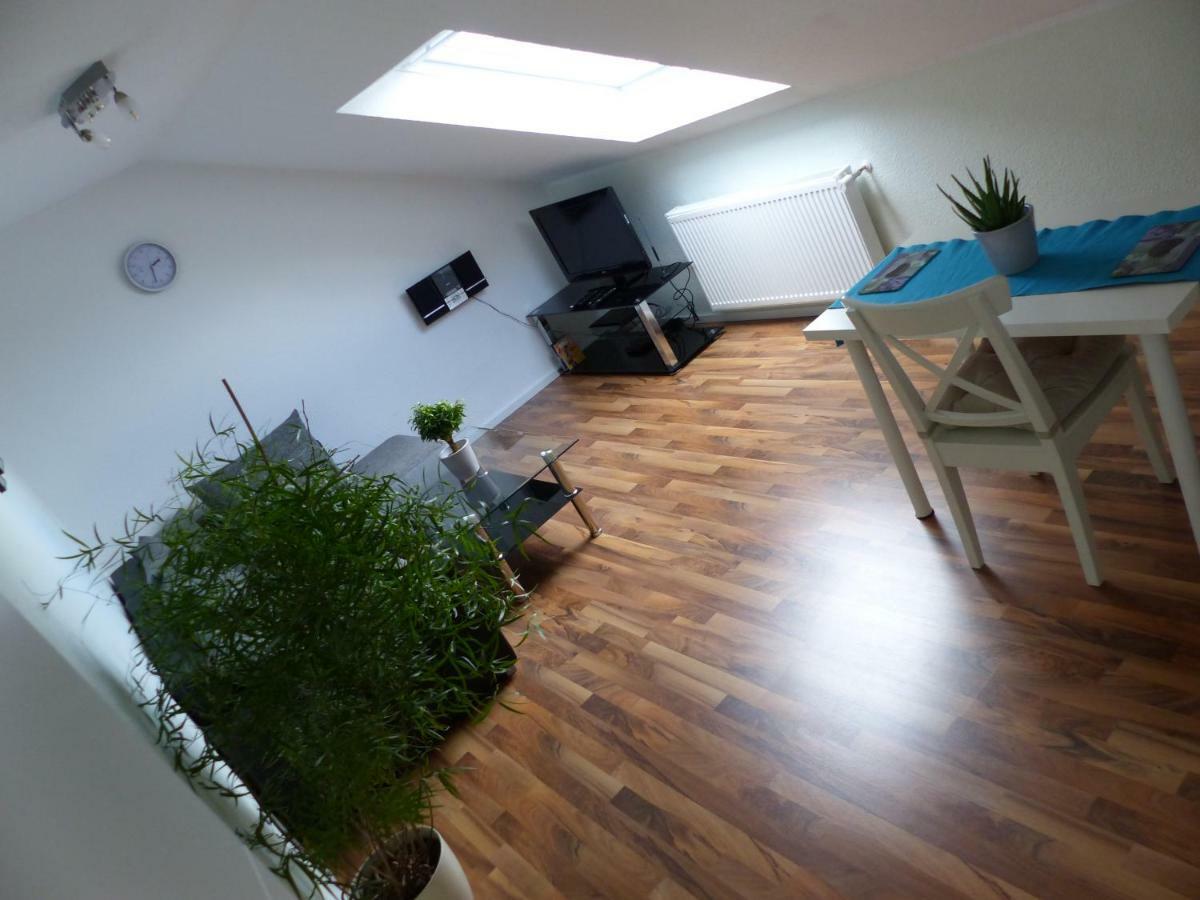 Schoene Komplette Ferienwohnung In Wesel Везель Экстерьер фото